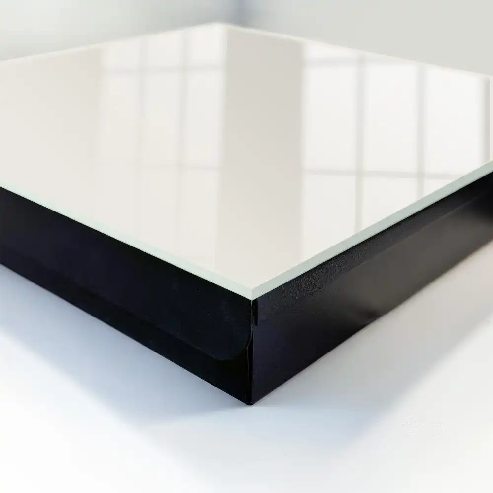 Suport de perete pentru chei cu design minimalist gri