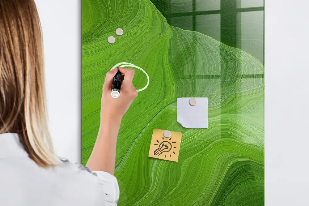 Tablă cu marker cu design abstract ondulat
