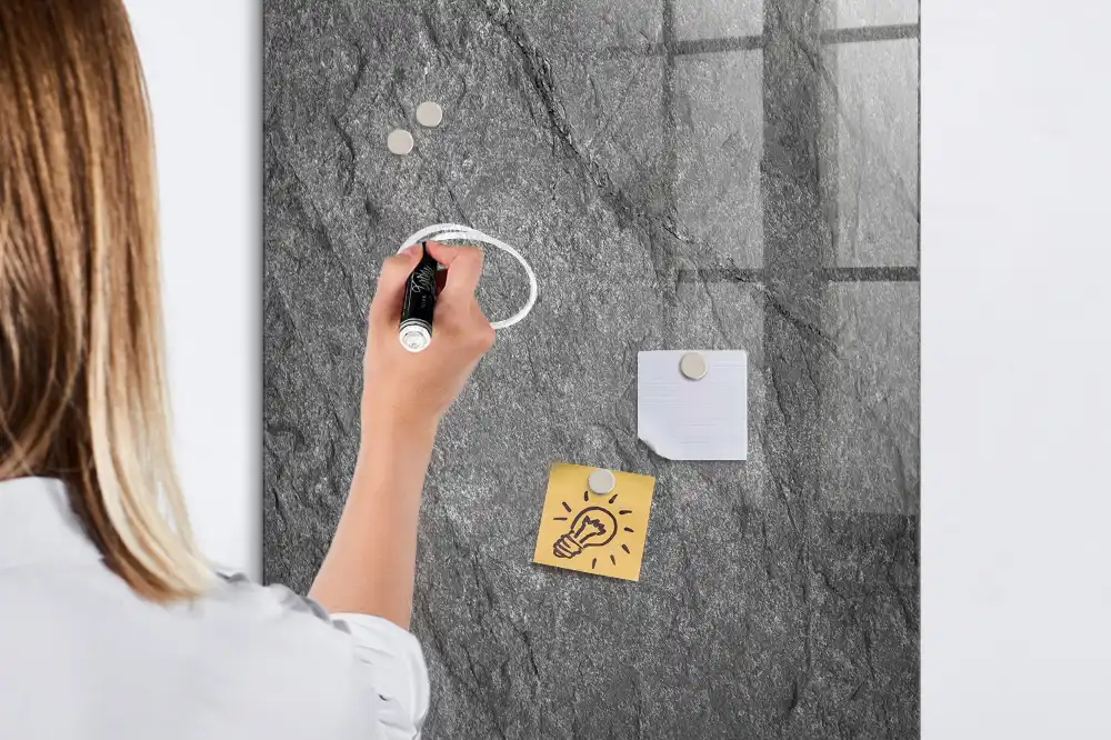 Tablă magnetică cu marker și textură de stâncă
