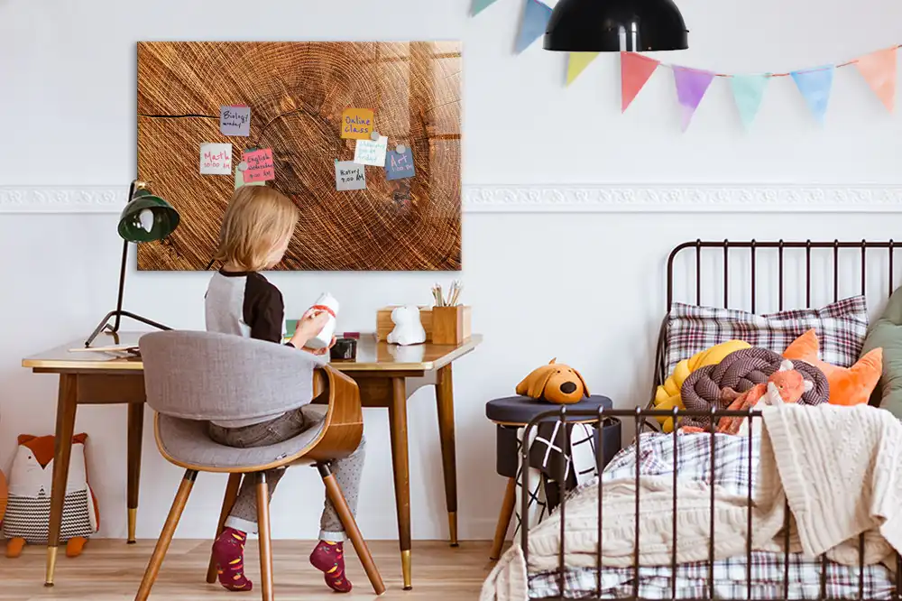 Tablă magnetică de perete cu ramă decorativă din lemn