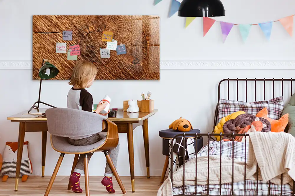 Tablă magnetică de perete cu ramă decorativă din lemn