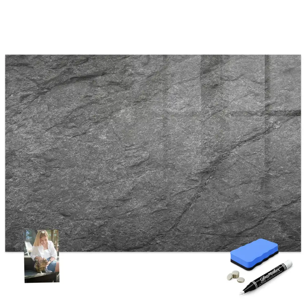 Tablă magnetică din sticlă cu aspect de rocă bazaltică