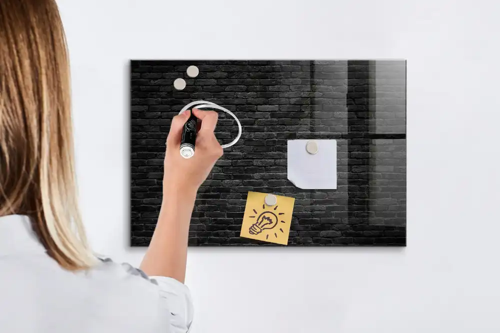 Tablă de scris cu marker design cărămidă închisă la culoare