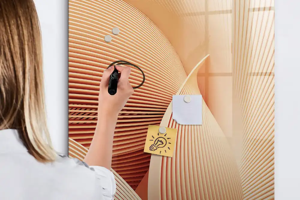 Tablă magnetică de scris cu model abstract ondulat