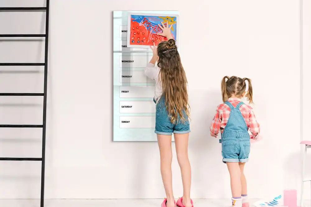 Tablă magnetică pentru birou cu organizator săptămânal