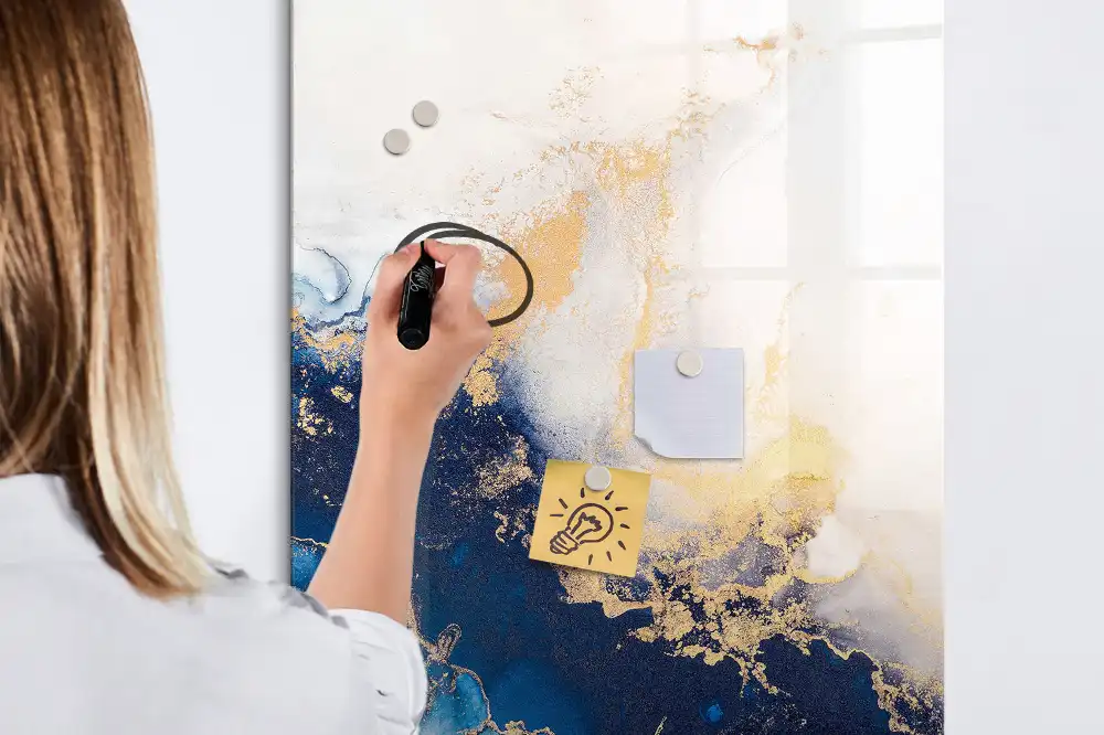 Tablă magnetică de scris cu model abstract de marmură