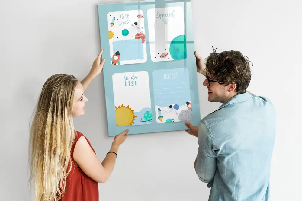 Tablă magnetică de birou cu design calendar cosmic