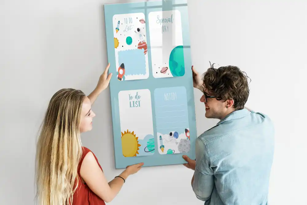 Tablă magnetică de birou cu design calendar cosmic
