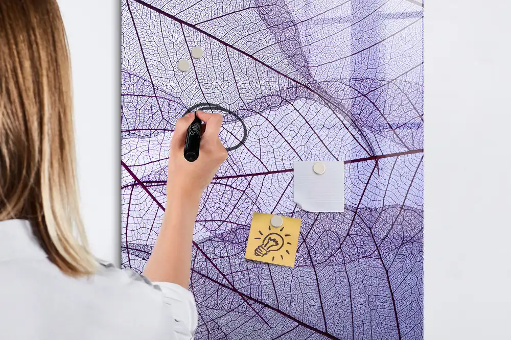 Tablă magnetică de perete cu structură de frunză