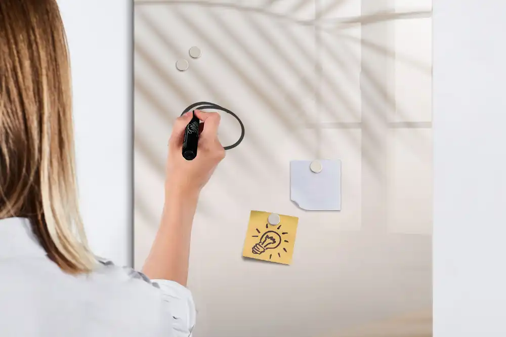 Tablă magnetică de perete cu model umbra unei frunze de palmier