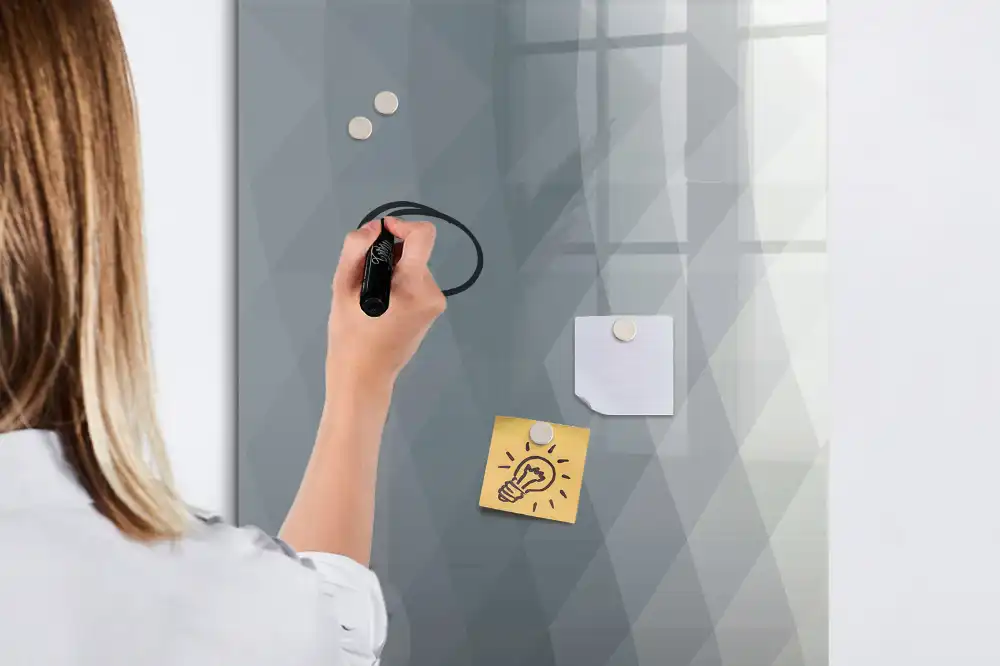 Tablă magnetică de perete cu model de valuri picturale gri