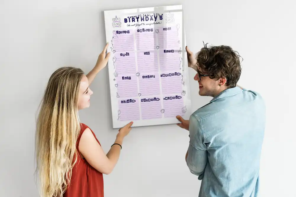 Tablă magnetică de birou pentru calendarul zilelor de naștere
