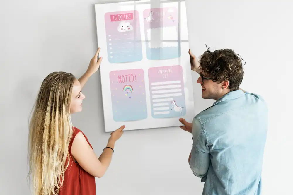 Tablă magnetică pentru organizare birou cu design de basm