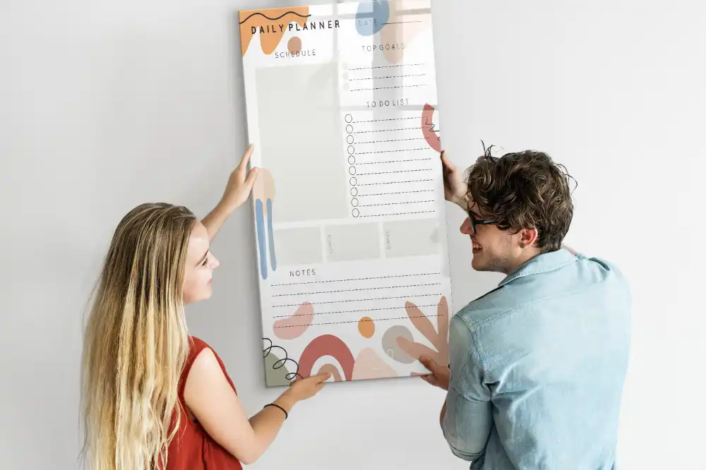 Tablă magnetică pentru organizator zilnic