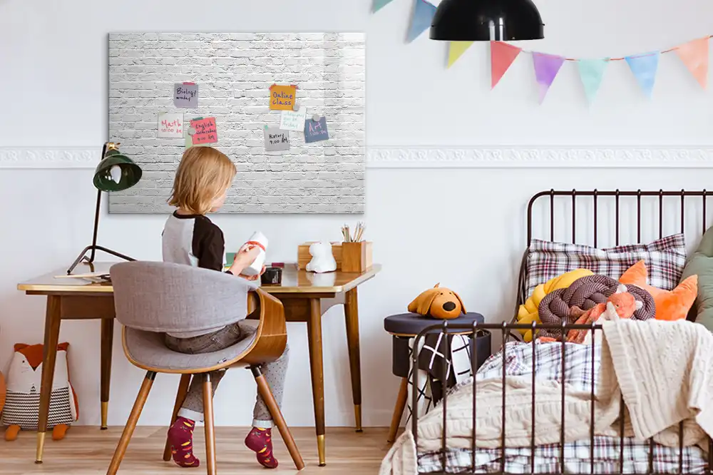 Tablă albă magnetică pentru perete cu design de cărămidă