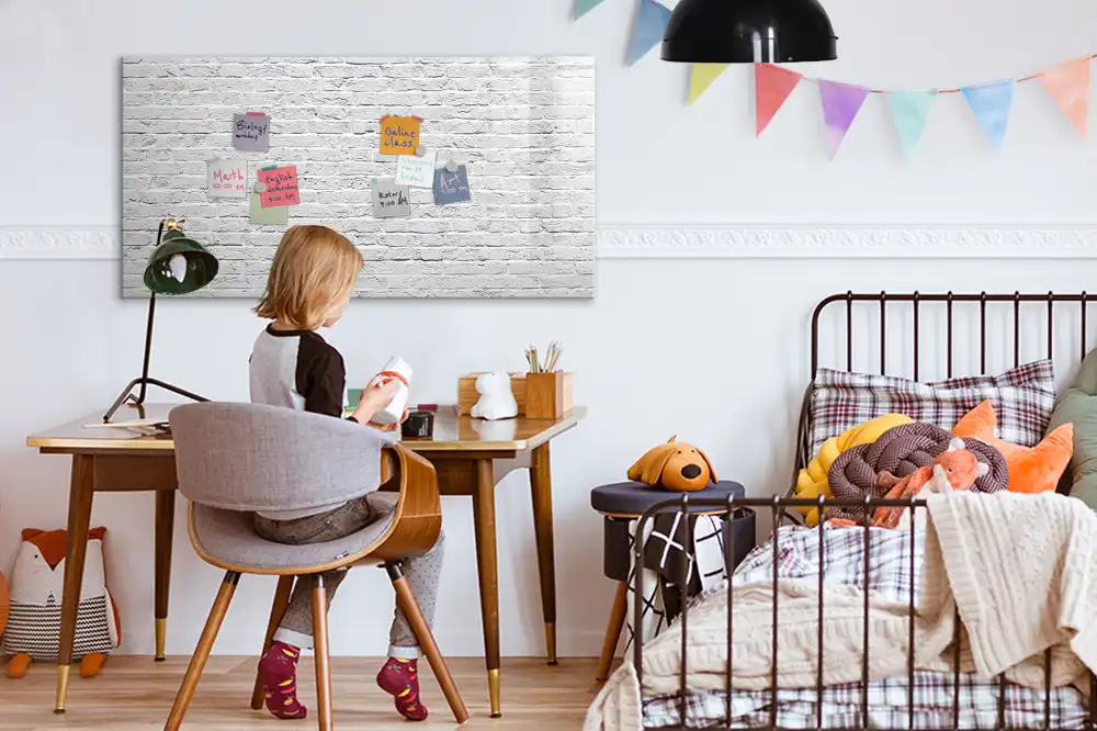 Tablă albă magnetică pentru perete cu design de cărămidă