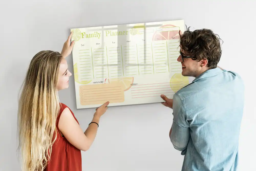 Tablă magnetică de planificare pentru întreaga familie