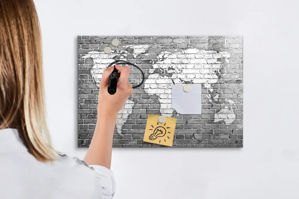 Tablă magnetică cu harta lumii pentru scris