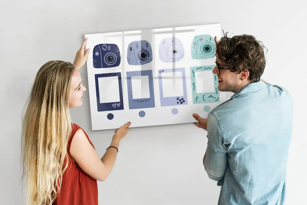 Tablă magnetică pentru magneți cu design în stil polaroid