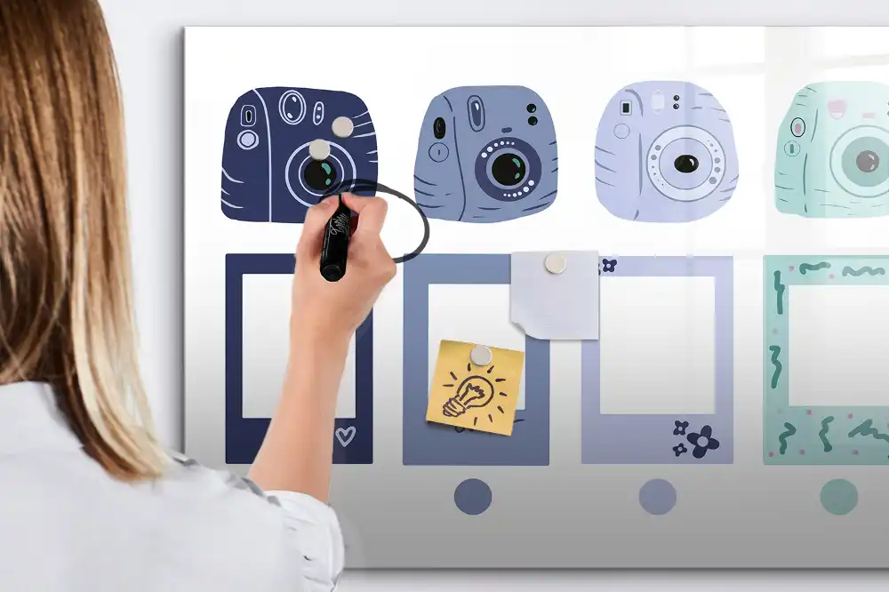Tablă magnetică pentru magneți cu design în stil polaroid