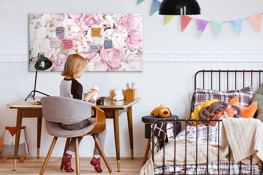 Tablă magnetică cu marker și design decorativ cu crenguțe florale