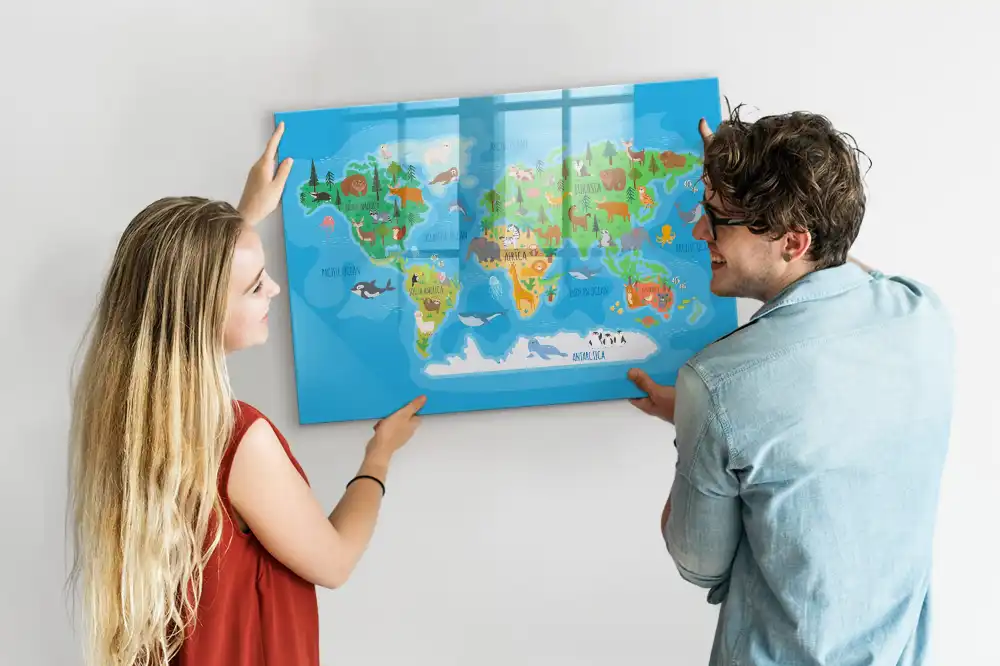 Tablă magnetică cu hartă și desene animate pentru copii