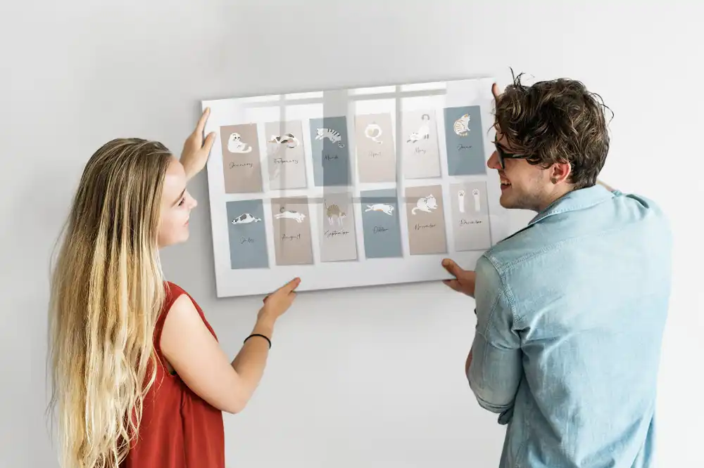Tablă magnetică pentru calendar cu model cu pisici