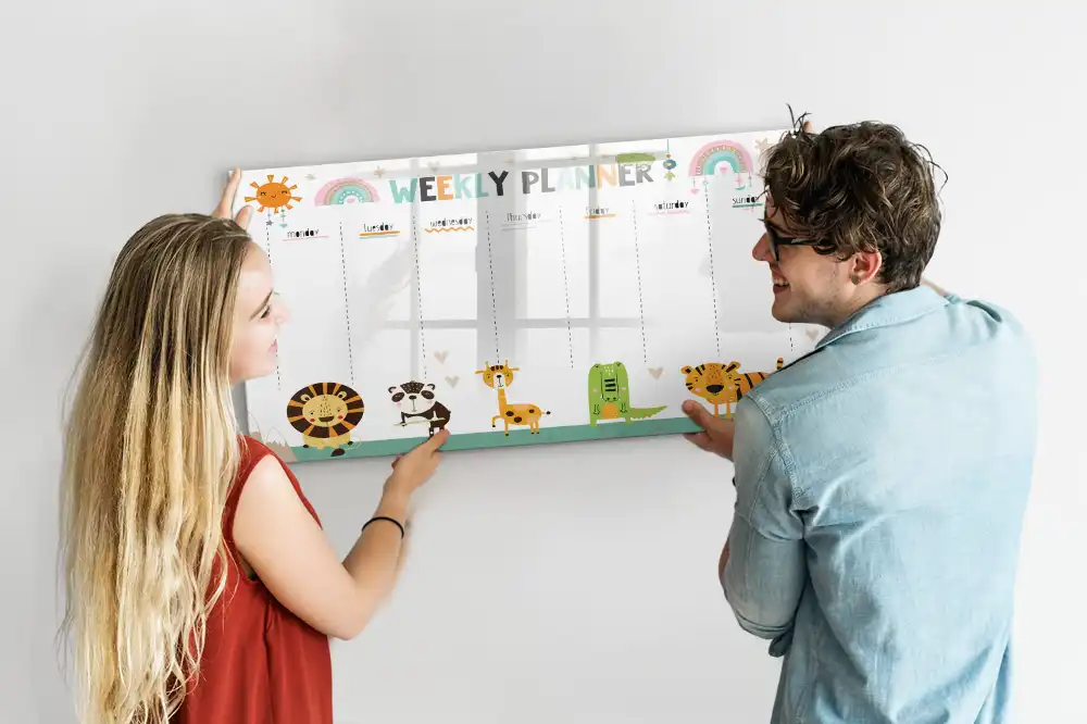 Tablă magnetică săptămânală pentru copii cu design cu animale