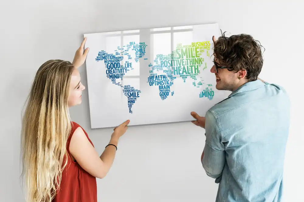 Tablă magnetică cu marker și design hartă cu mesaje inspiraționale