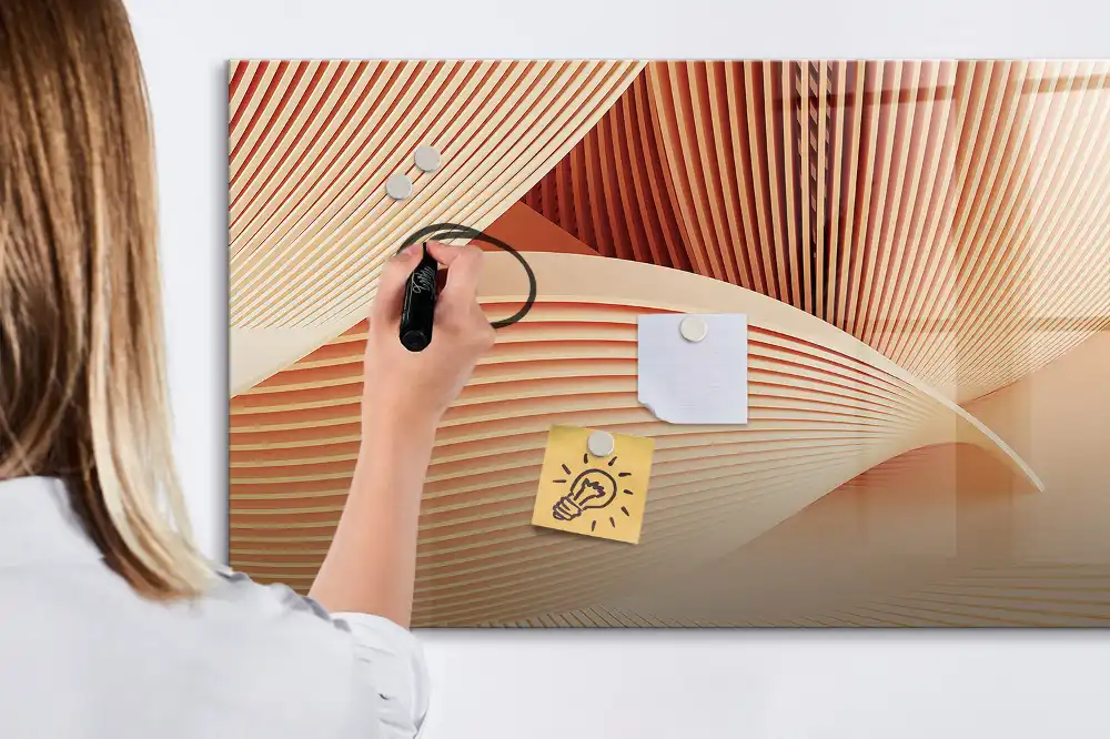 Tablă magnetică cu model abstract ondulat