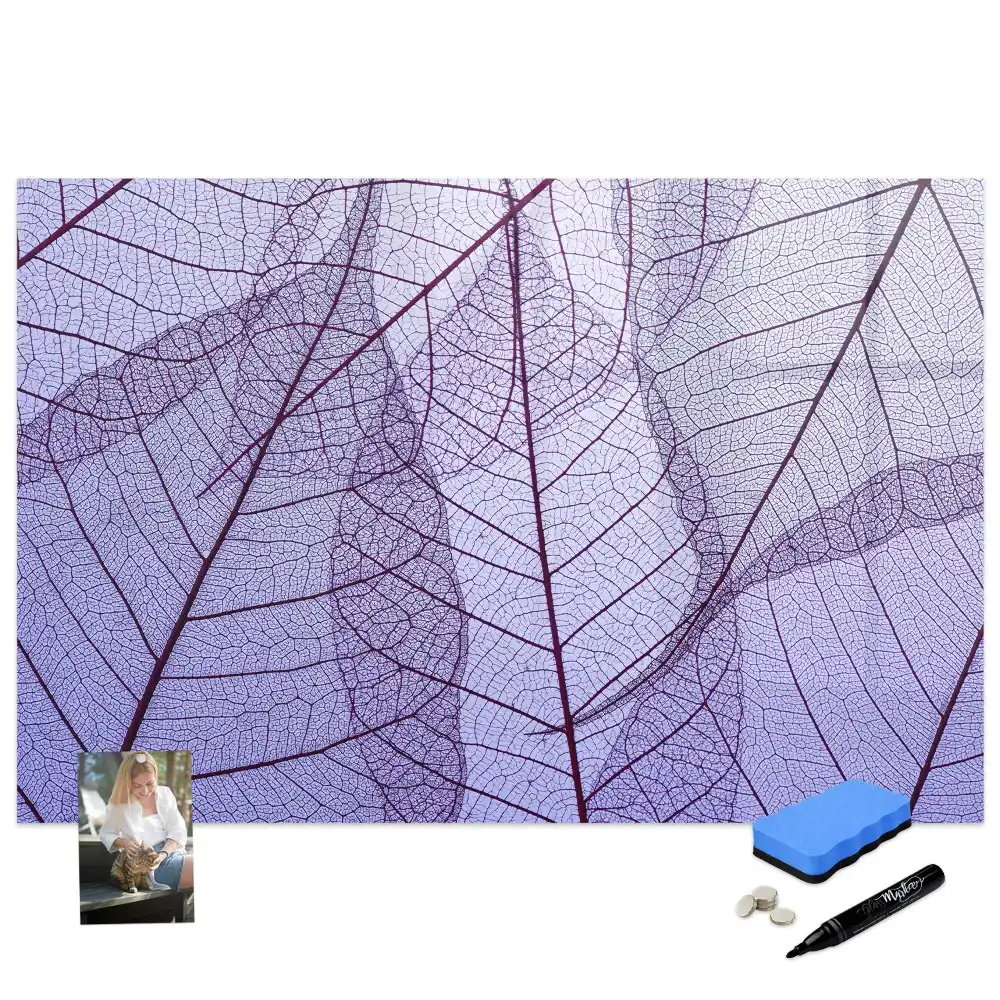 Tablă magnetică cu marker și model frunze în natură