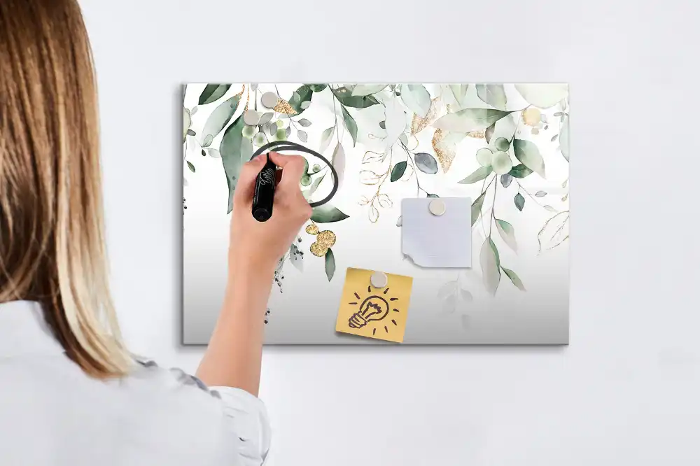 Tablă magnetică de scris cu design de frunze și vegetație naturală