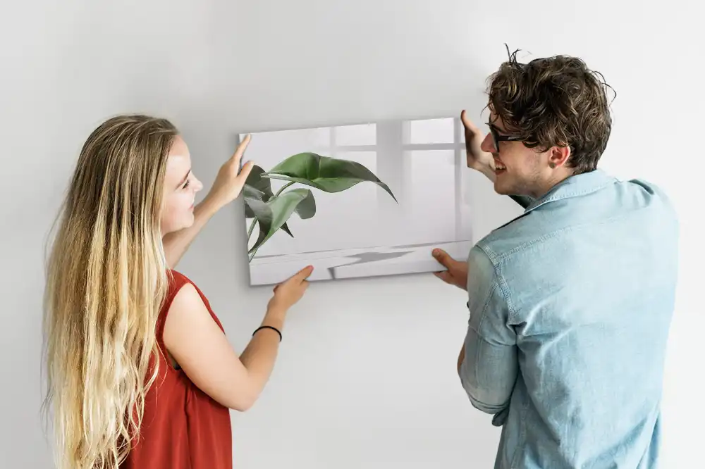 Tablă magnetică cu design abstract de crenguțe și frunze