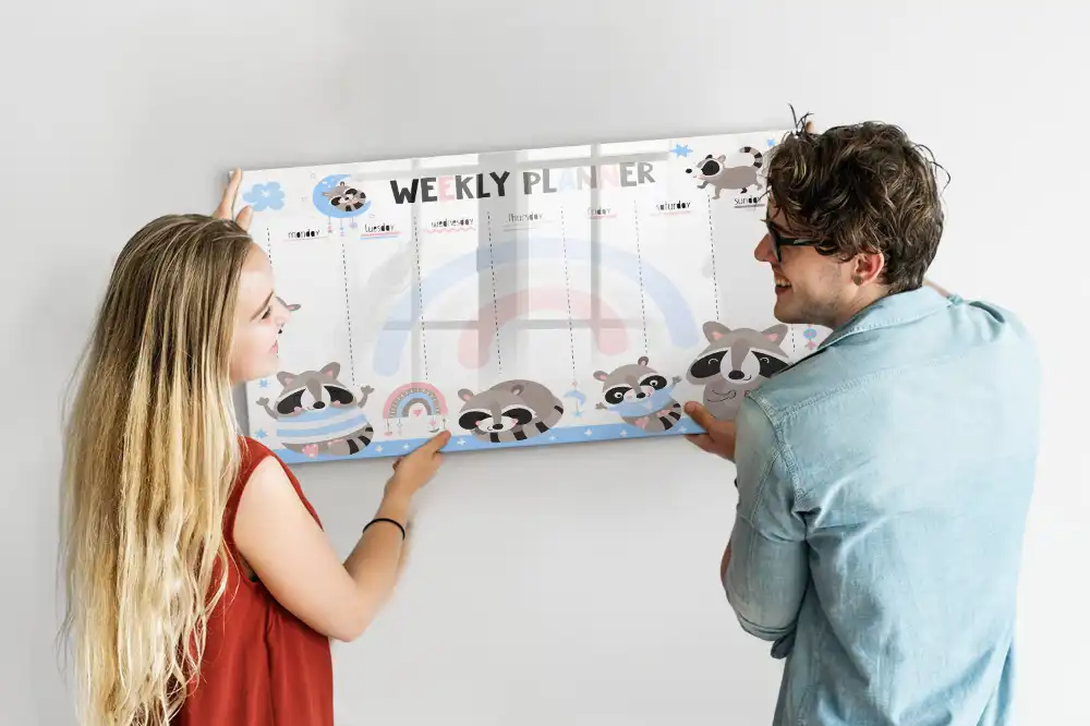 Tablă magnetică pentru copii cu calendar săptămânal