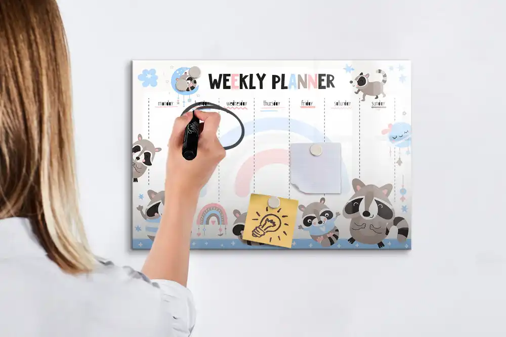Tablă magnetică pentru copii cu calendar săptămânal