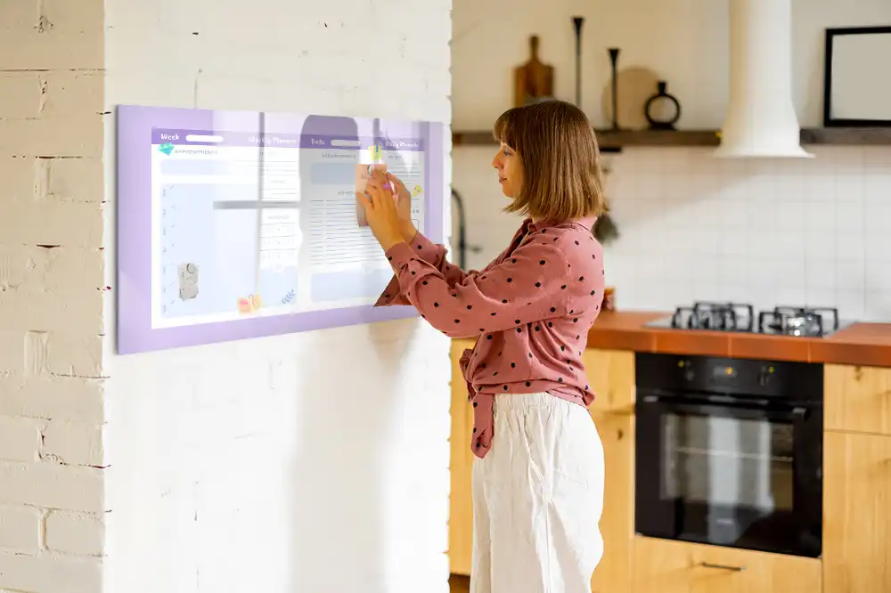Tablă magnetică pentru magneți cu design calendar anual roz