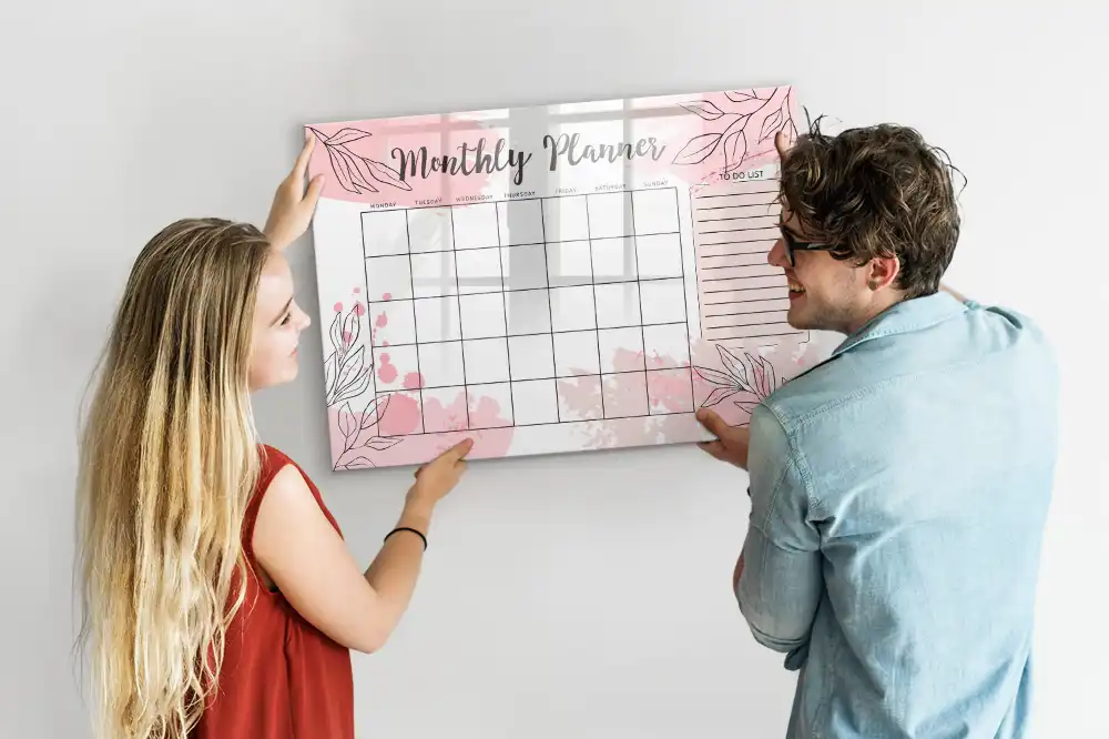 Tablă magnetică de scris calendar lunar roz