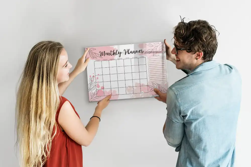 Tablă magnetică de scris calendar lunar roz