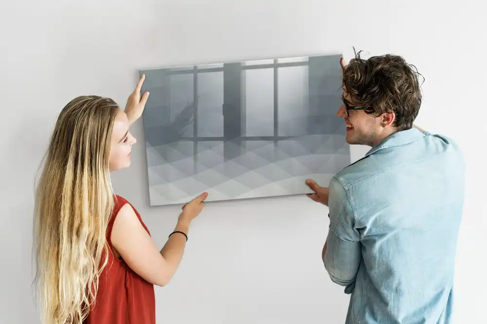 Tablă magnetică cu marker și model abstract ondulat
