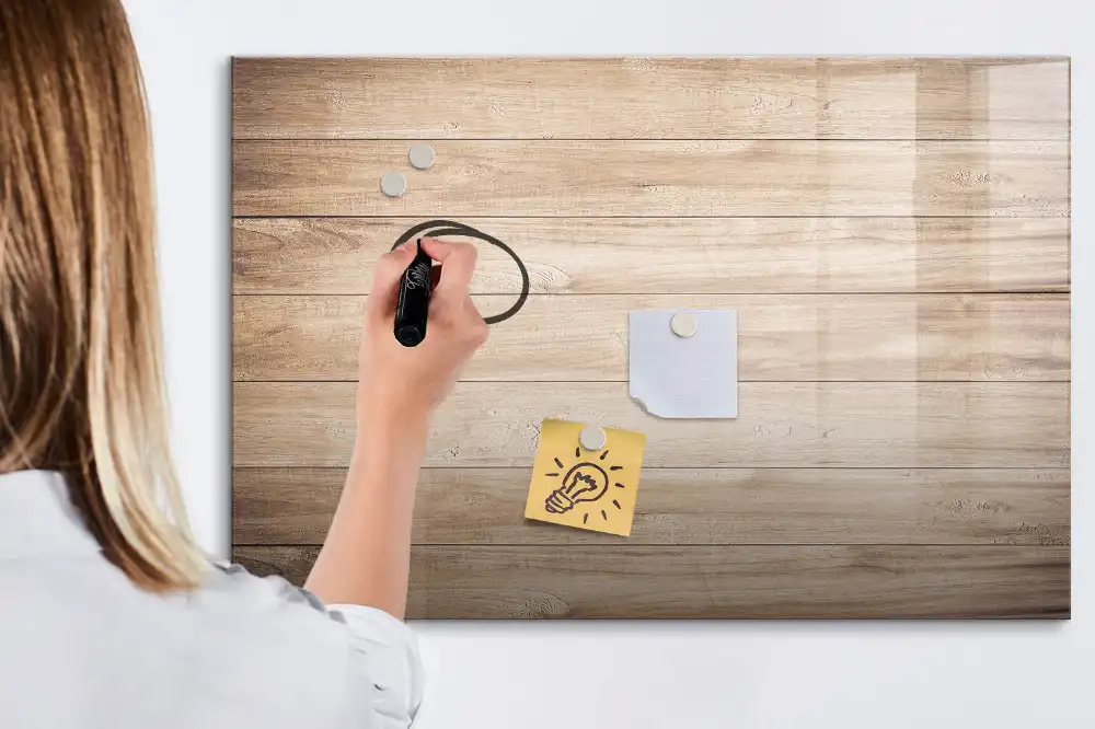 Tablă magnetică pentru scris cu ramă din lemn natural