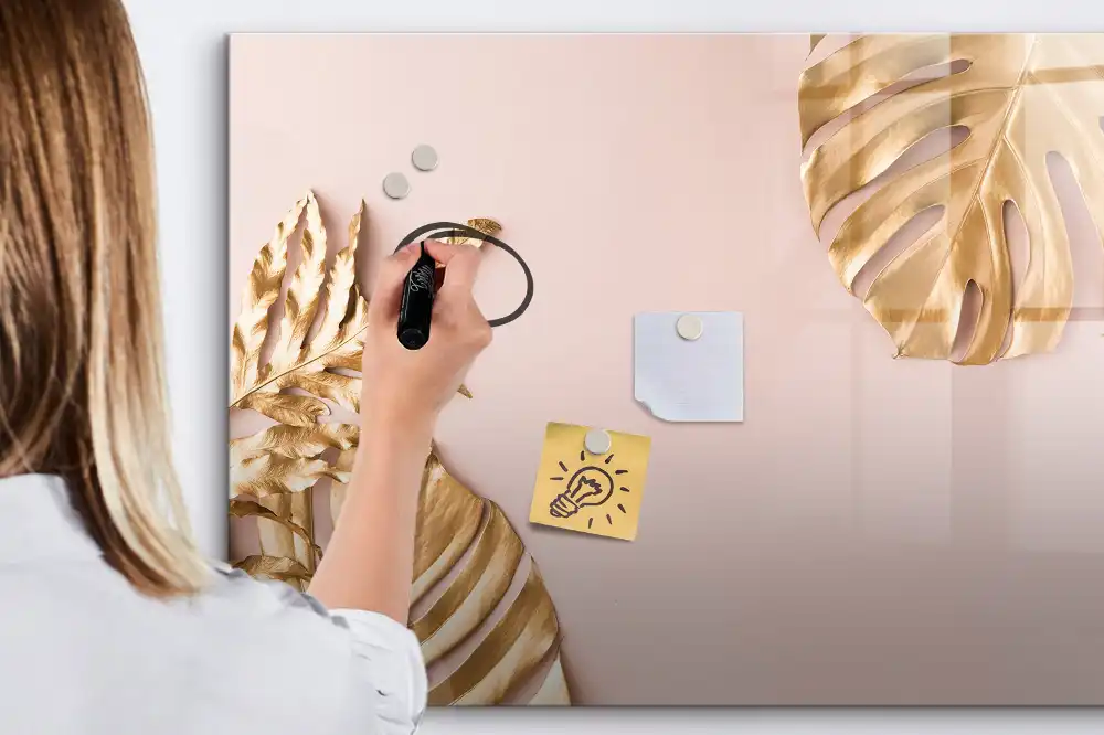 Tablă magnetică cu model de frunze tropicale aurii