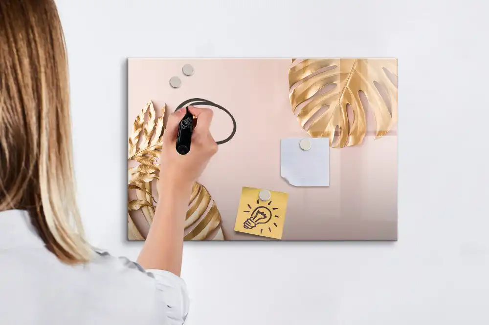 Tablă magnetică cu model de frunze tropicale aurii