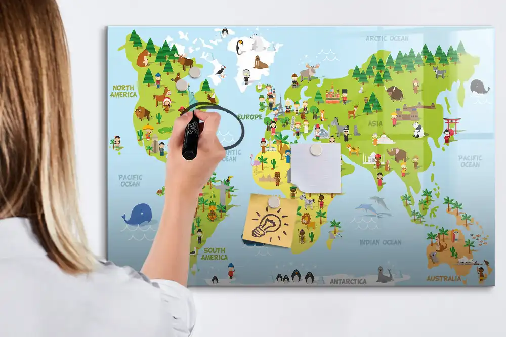 Tablă magnetică cu harta culturală a lumii