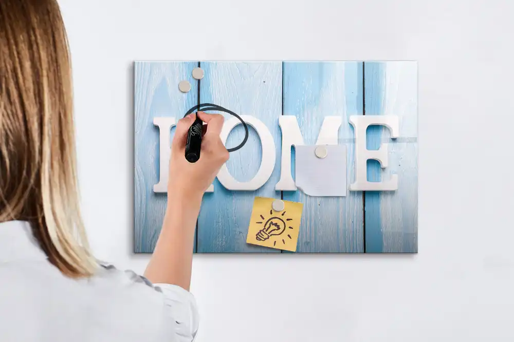 Tablă magnetică pentru scris cu inscripția Home Sweet Home