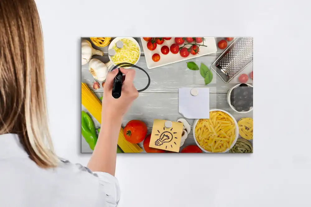Tablă magnetică cu marker pentru ingrediente culinare