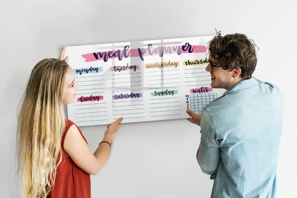 Tablă magnetică cu marker pentru meniu săptămânal
