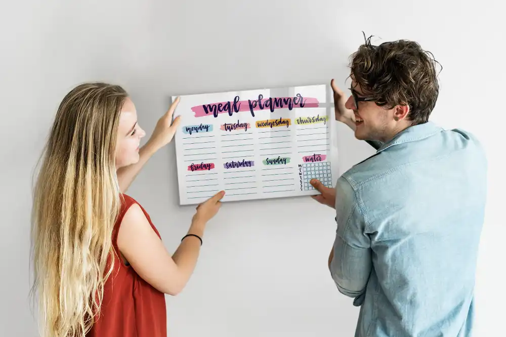 Tablă magnetică cu marker pentru meniu săptămânal