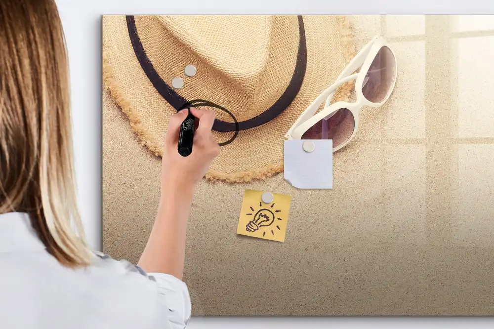 Tablă magnetică pentru scris cu accesorii tematice de vară