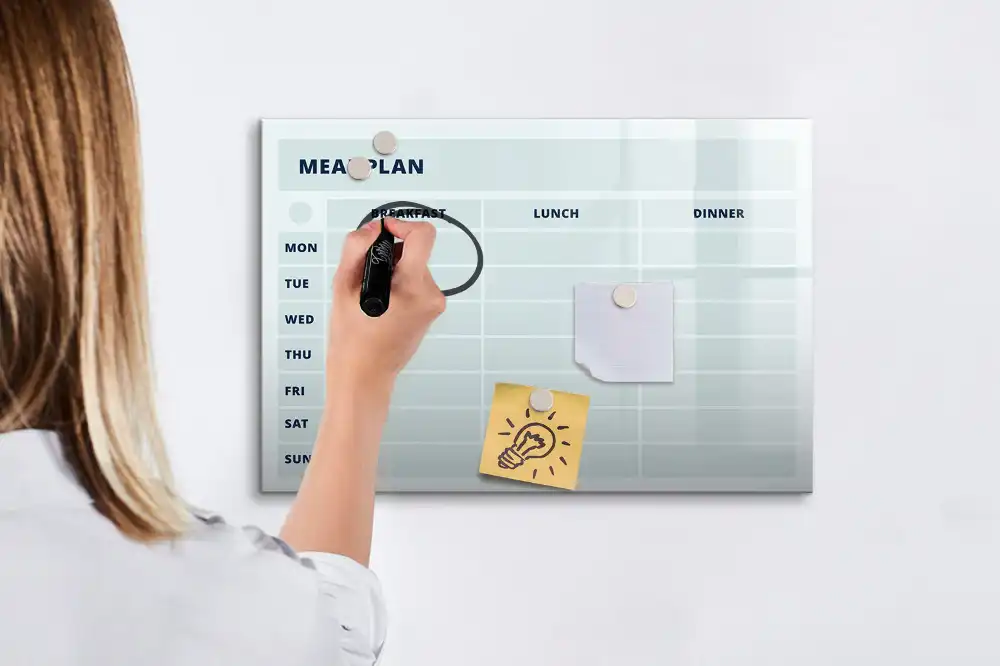 Tablă magnetică pentru magneți cu grafică pastelată de meniu