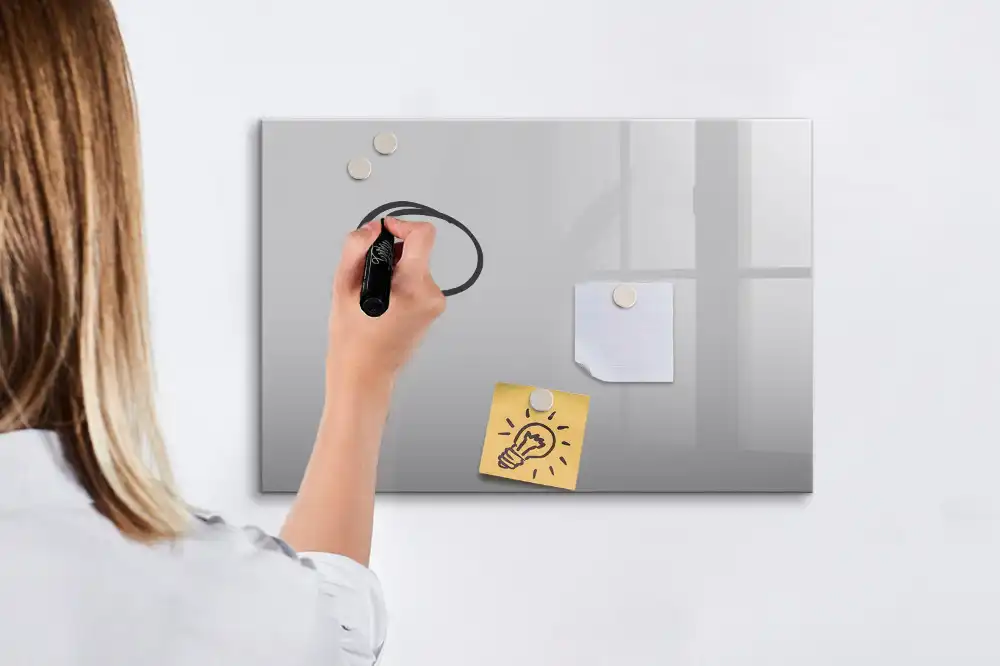Tablă magnetică gri deschis pentru magneți